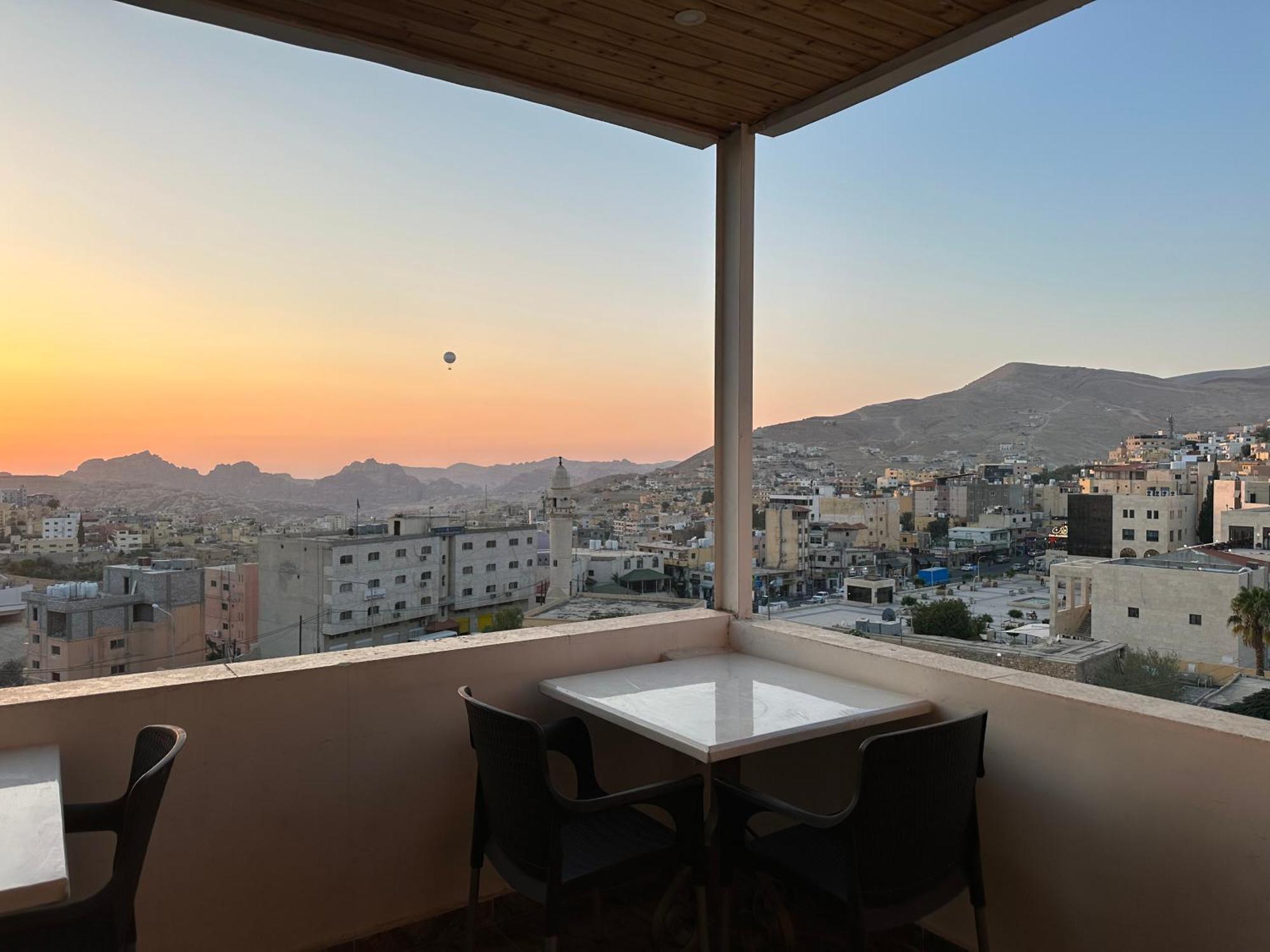 Petra Sky Hotel Wadi Musa Extérieur photo
