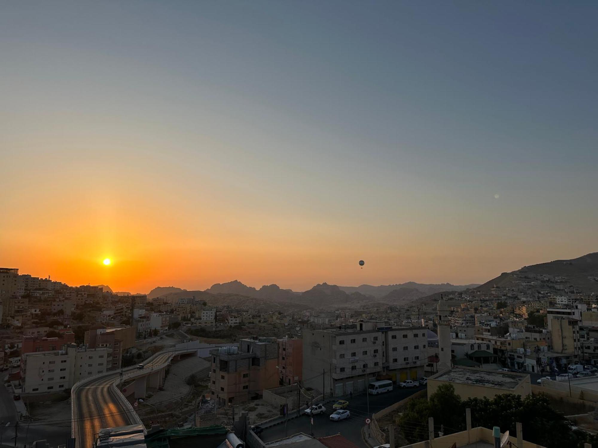 Petra Sky Hotel Wadi Musa Extérieur photo